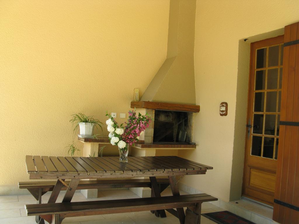 Maison De Vacances Macou 2 Capdrot Exteriör bild