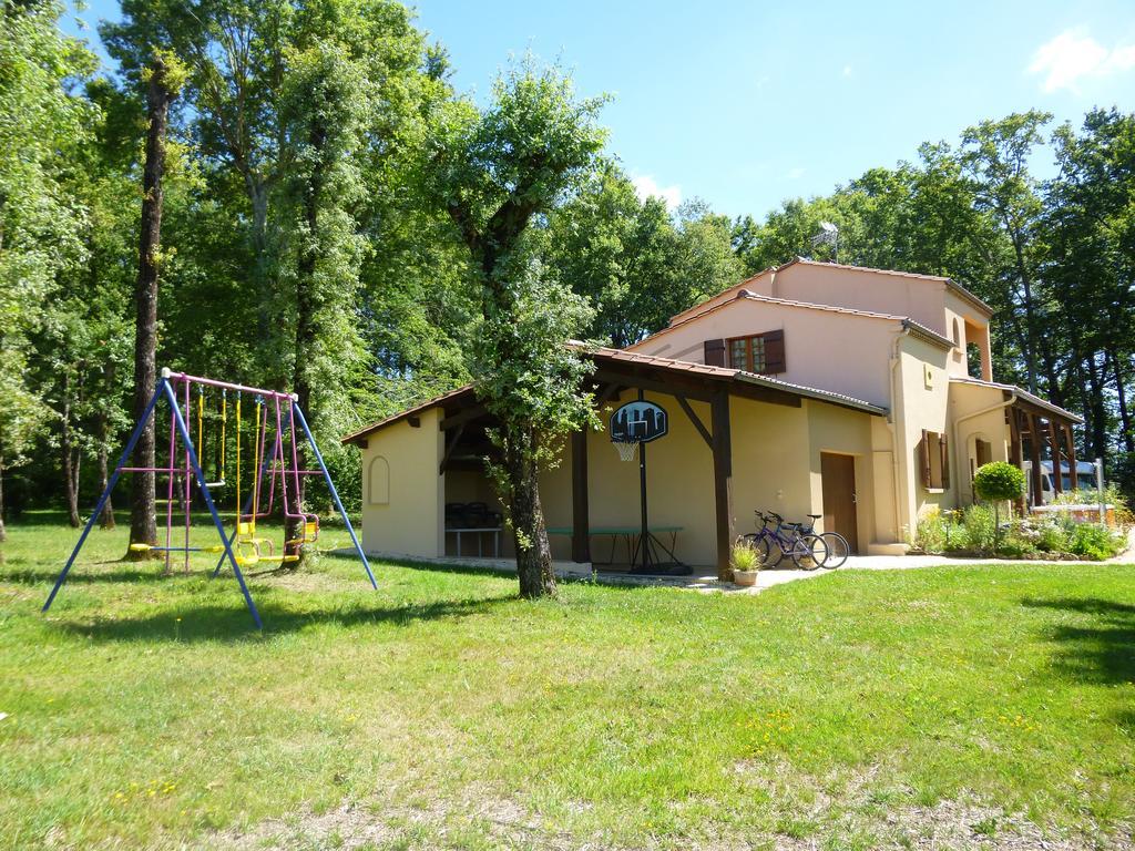 Maison De Vacances Macou 2 Capdrot Exteriör bild